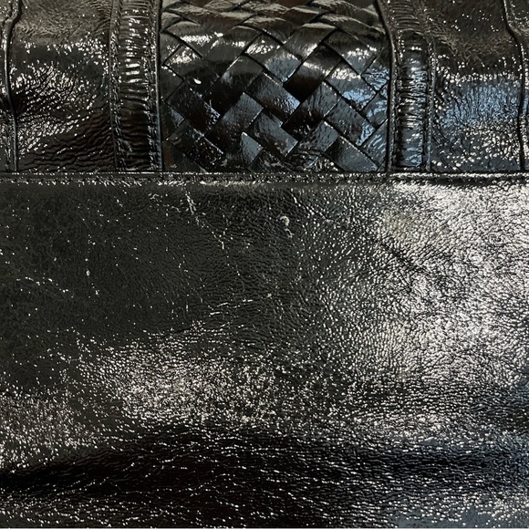 Elliott Lucca Black Patent Leather Trifold Clutch Wallet Wristlet - Picture 7 of 7